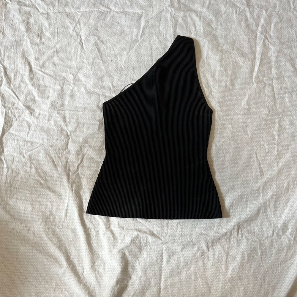 Aritzia Babaton One Shoulder Sculpt Rib Knit Black Top Size Small